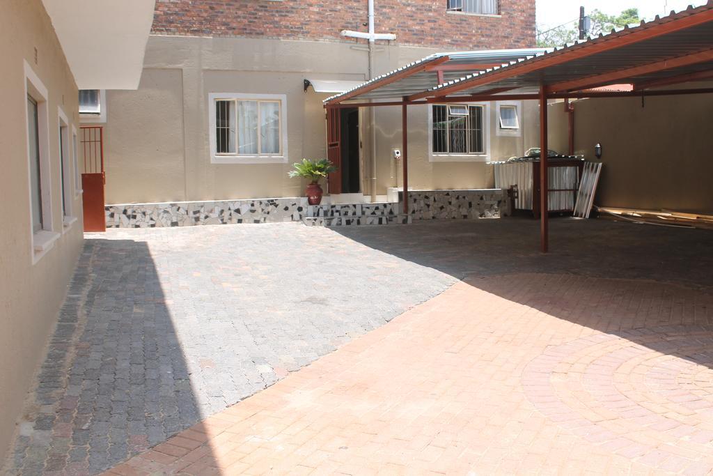 Miraton Guest Lodge Johannesburg Zewnętrze zdjęcie